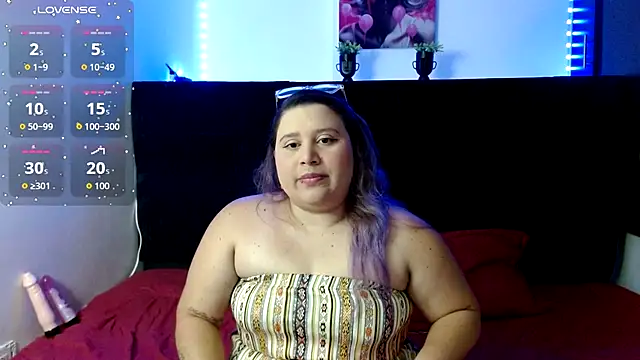 Snapshot of EmmaTower chatting on September 30, 6:58 pm EmmaTower online show from September 30, 6:58 pm