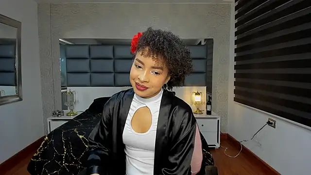 Lucia jane online show from December 2, 7:26 pm