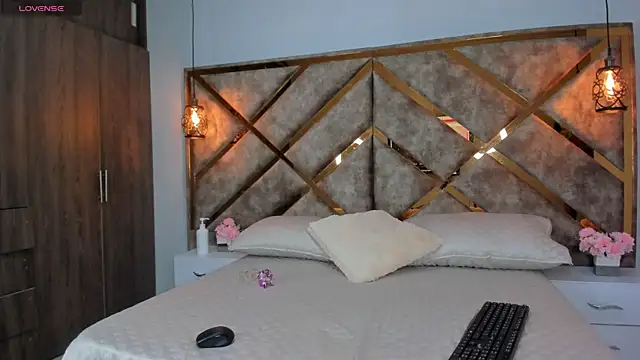 Snapshot of Lucia_jane chatting on May 21, 8:28 pm Lucia jane online show from May 21, 8:28 pm