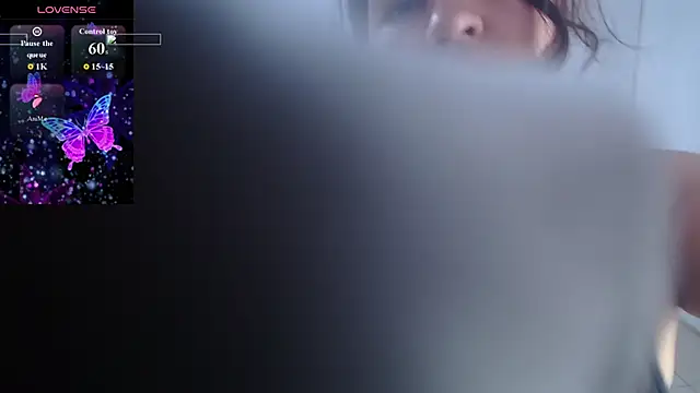 Snapshot of SammySmall_F_w chatting on February 17, 1:41 pm SammySmall F w online show from February 17, 1:41 pm