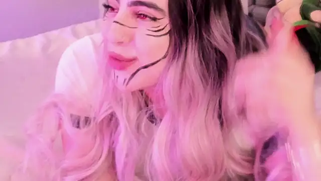 Camila Matinez  online show from March 27, 1:25 am