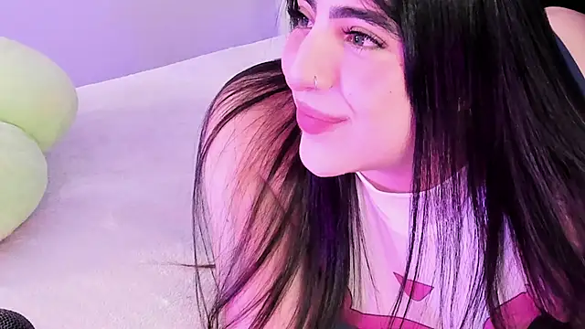 Camila Matinez  online show from April 9, 1:18 am