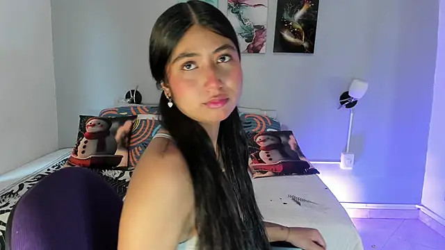 Snapshot of KimTayloor1 chatting on November 11, 7:41 pm KimTayloor1 online show from November 11, 7:41 pm