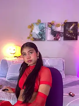 Snapshot of KimTayloor1 chatting on October 28, 7:24 pm KimTayloor1 online show from October 28, 7:24 pm