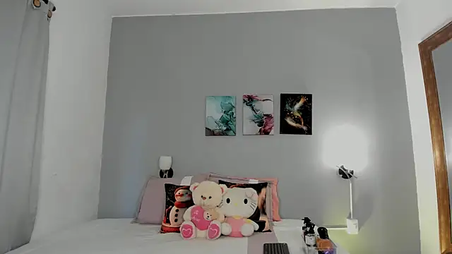 Snapshot of KimTayloor1 chatting on November 25, 7:58 pm KimTayloor1 online show from November 25, 7:58 pm