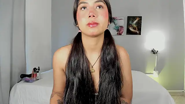 Snapshot of KimTayloor1 chatting on November 24, 7:36 pm KimTayloor1 online show from November 24, 7:36 pm