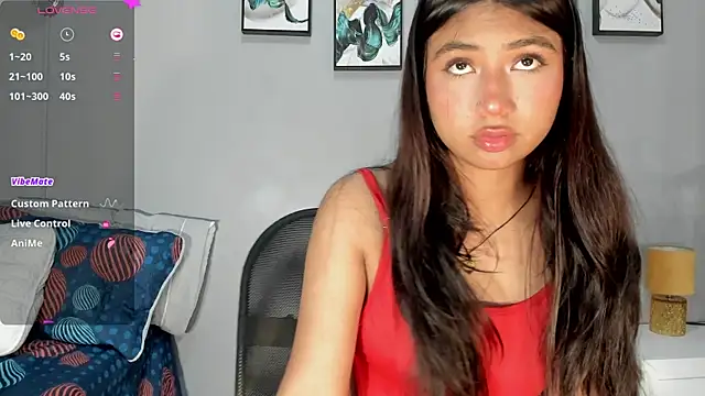Snapshot of KimTayloor1 chatting on October 2, 7:39 pm KimTayloor1 online show from October 2, 7:39 pm