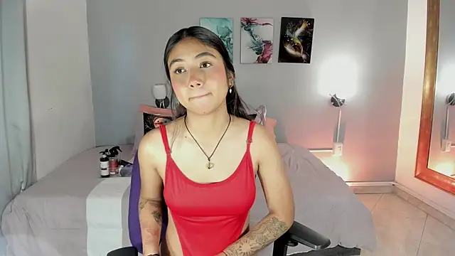 Snapshot of KimTayloor1 chatting on November 18, 7:50 pm KimTayloor1 online show from November 18, 7:50 pm