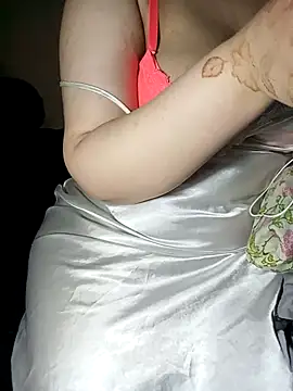 Aomtiz8 online show from April 21, 3:02 am