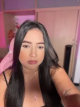 Emiily Moore1 online show from May 8, 11:19 pm