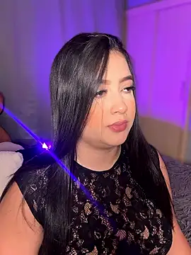 Emiily Moore1 online show from January 7, 11:43 pm