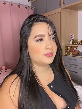 Emiily Moore1 online show from October 22, 11:47 pm