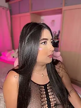 Snapshot of Emiily_Moore1 chatting on June 13, 12:41 am Emiily Moore1 online show from June 13, 12:41 am