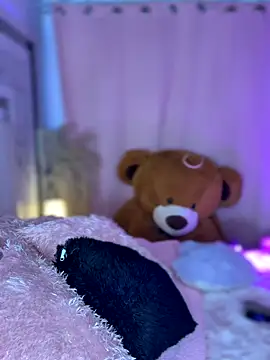 Emiily Moore1 online show from November 9, 1:31 am