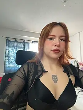 aliciia 23 online show from February 7, 3:31 pm