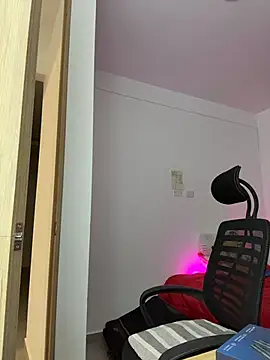 aliciia 23 online show from March 17, 2:58 am