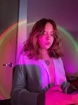 aliciia 23 online show from March 25, 3:17 am