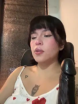 Snapshot of aliciia_23 chatting on September 10, 4:00 am aliciia 23 online show from September 10, 4:00 am