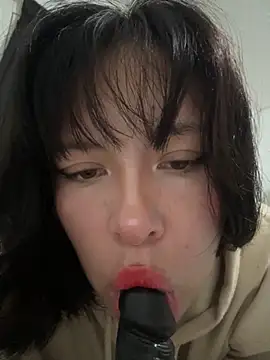 Snapshot of aliciia_23 chatting on October 7, 4:35 am aliciia 23 online show from October 7, 4:35 am