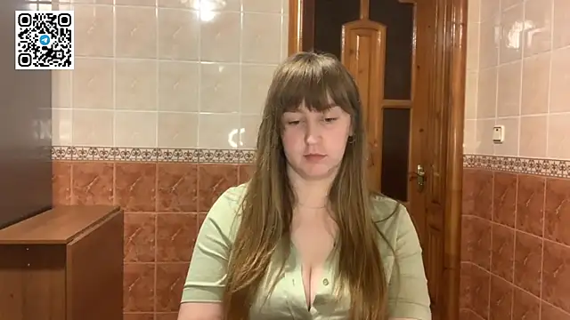 MaroonMoon  online show from November 14, 8:34 pm