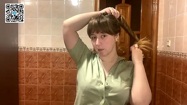 MaroonMoon  online show from December 15, 8:58 pm