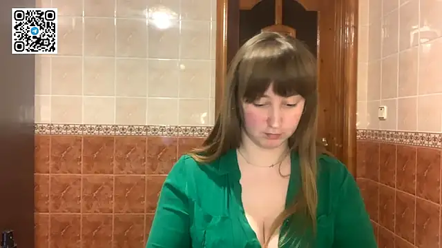 MaroonMoon  online show from January 7, 8:58 pm