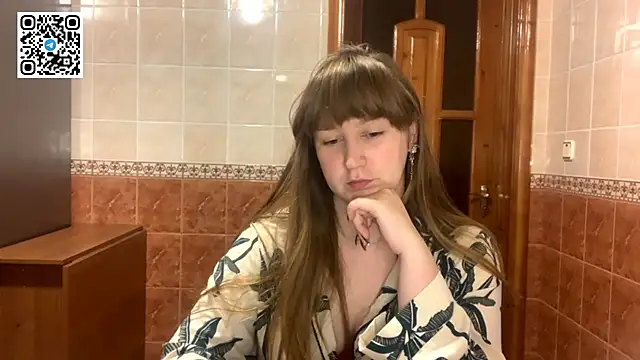 MaroonMoon  online show from November 28, 8:53 pm