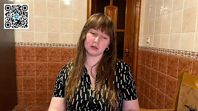 MaroonMoon  online show from May 16, 8:19 pm