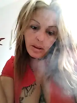 canariamorbosa online show from November 9, 10:30 am