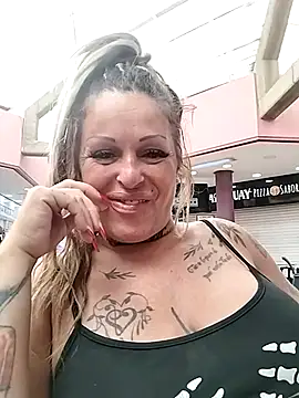 canariamorbosa online show from October 26, 10:37 am