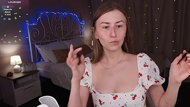 VesperaCeleste online show from October 16, 5:38 am