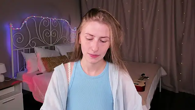 VesperaCeleste online show from September 18, 3:42 am