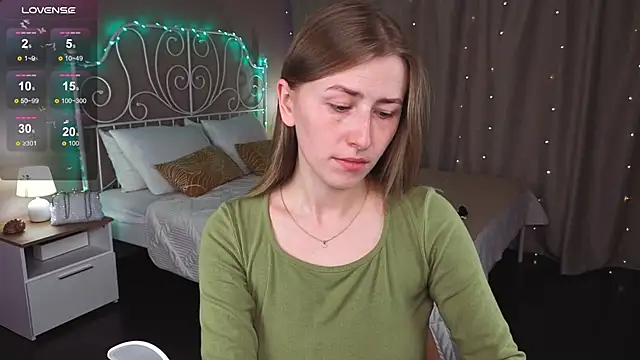 VesperaCeleste online show from October 13, 5:42 am