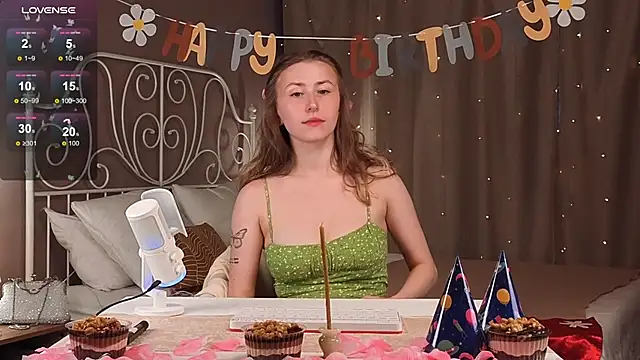 VesperaCeleste online show from October 19, 5:32 am