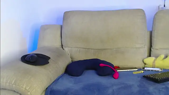 Raycatt1 online show from February 25, 7:25 pm