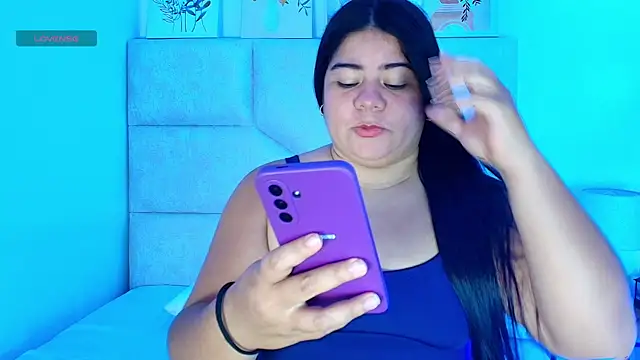Snapshot of elizawiliamst chatting on June 27, 12:22 pm elizawiliamst online show from June 27, 12:22 pm
