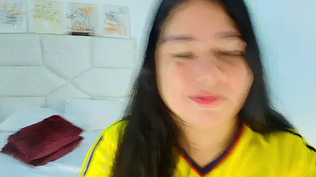 elizawiliamst online show from March 26, 3:54 pm