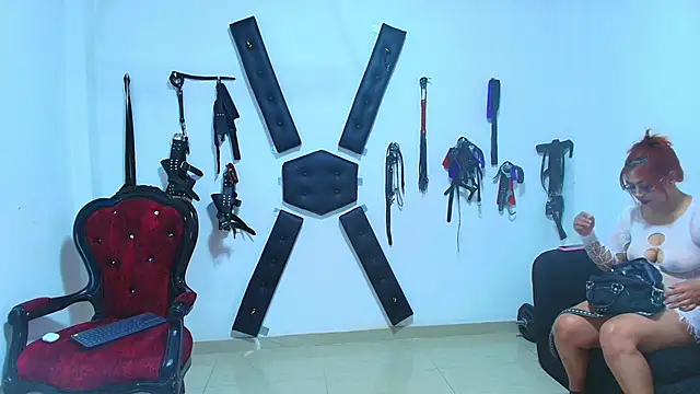 Adonis artemis online show from November 4, 2:21 pm