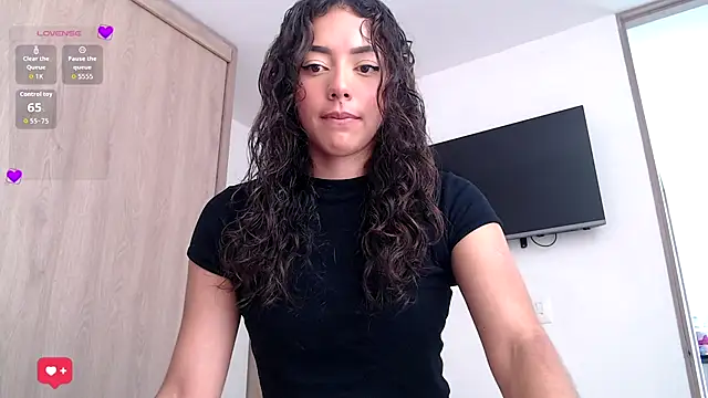 WendySuns  online show from November 19, 5:13 pm