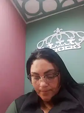 tiffany Johnson1 online show from November 7, 5:39 pm