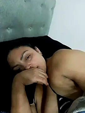 tiffany Johnson1 online show from November 22, 12:32 am