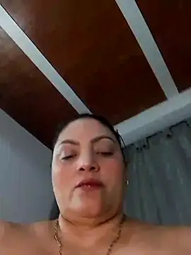 Snapshot of tiffany_Johnson1 chatting on June 20, 2:27 am tiffany Johnson1 online show from June 20, 2:27 am