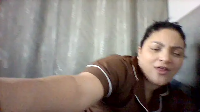 tiffany Johnson1 online show from May 27, 1:37 am