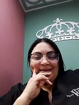 tiffany Johnson1 online show from October 1, 11:30 pm