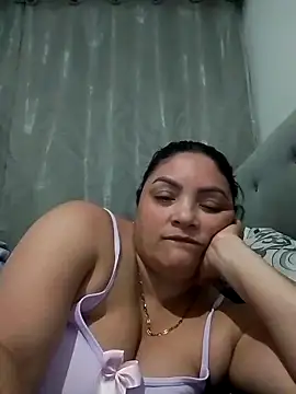 Snapshot of tiffany_Johnson1 chatting on June 6, 2:06 am tiffany Johnson1 online show from June 6, 2:06 am