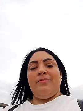 tiffany Johnson1 online show from October 24, 8:52 pm