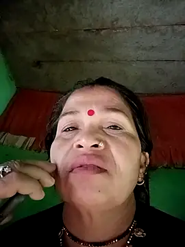 Snapshot of Manavi_x chatting on February 13, 2:22 am Manavi x online show from February 13, 2:22 am