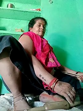 Manavi x online show from May 9, 4:27 am