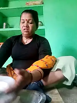 Manavi x online show from June 4, 1:21 am