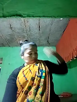 Snapshot of Manavi_x chatting on February 14, 2:34 am Manavi x online show from February 14, 2:34 am